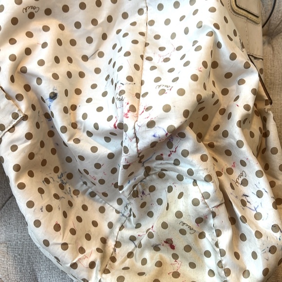 Cream Coach Duffle with Drawstring - Picture 7 of 8